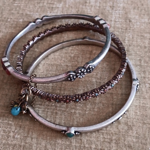 Lucky Brand Gold and Silver Tone Bangle Bracelet - Picture 5 of 8